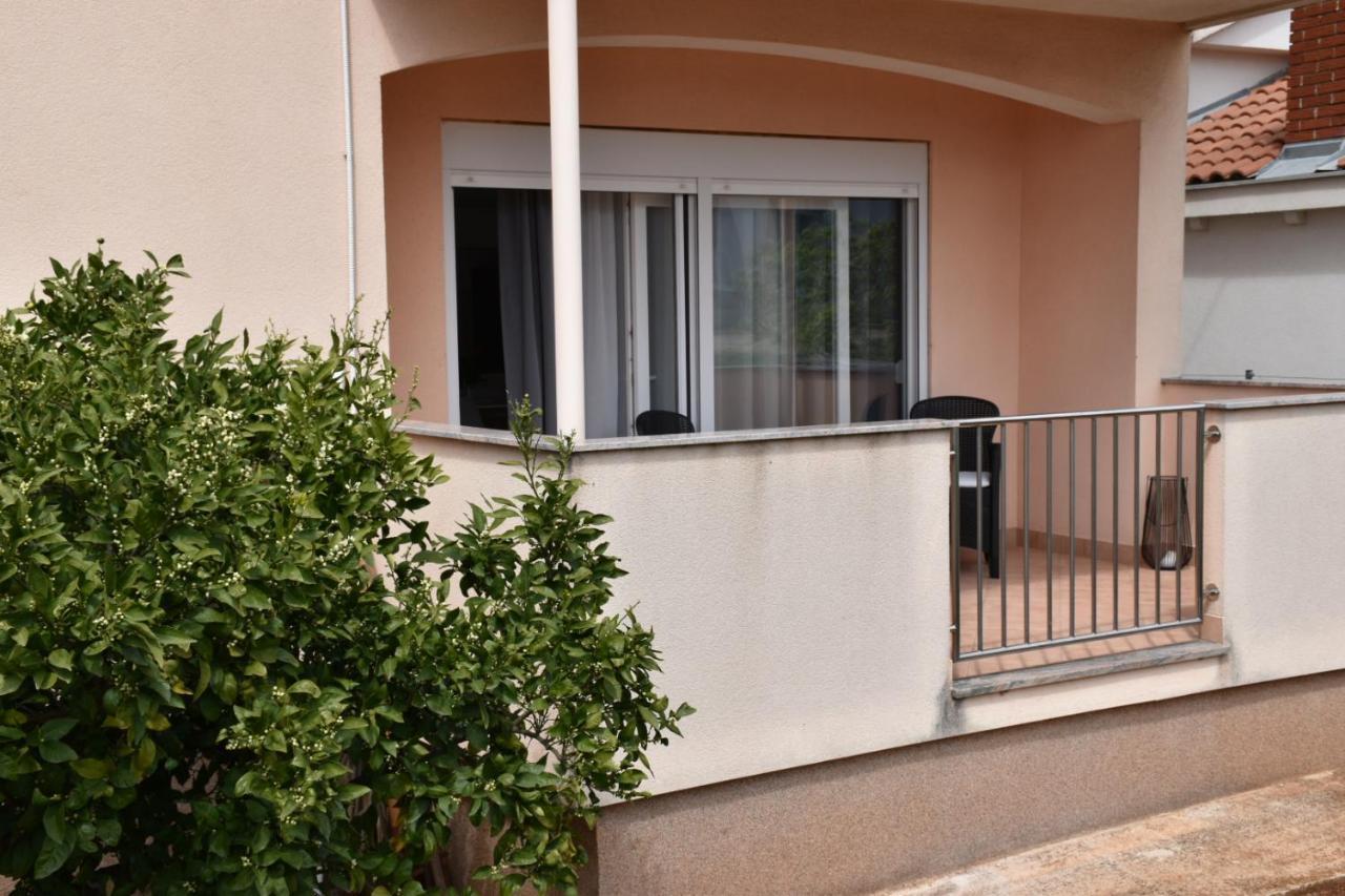 Apartments Ivan Zadar Exterior photo